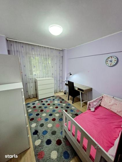 Apartament cu 3 camere în 13 Septembrie