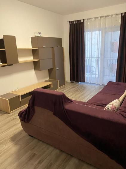 Apartament cu 2 camere decomandat în Giroc