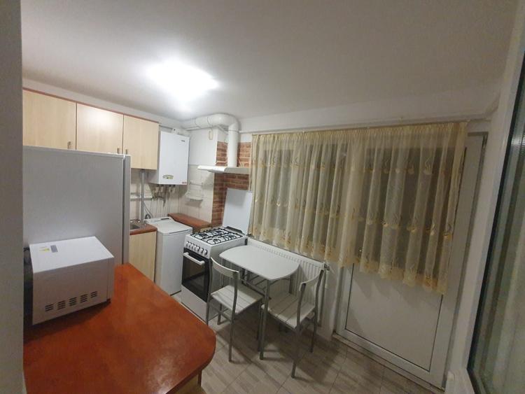 Apartament cu 2 camere semidecomandat în Tudor Vladimirescu