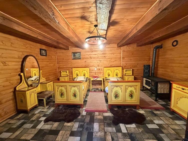 Casă cu 4 camere în Tărlungeni