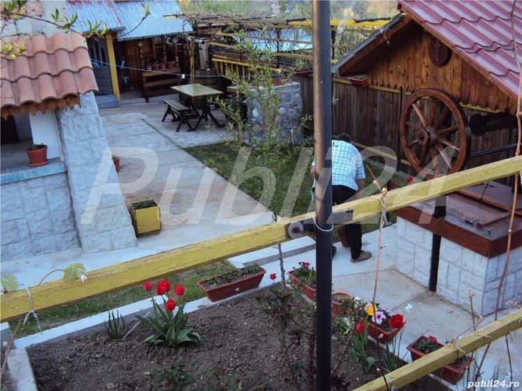 Casă cu 5 camere în Ocnele Mari
