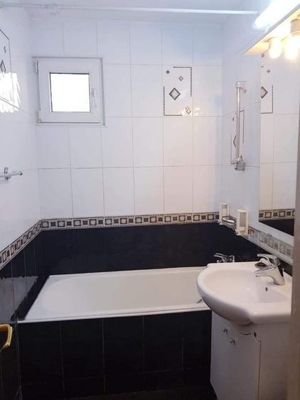 Apartament cu 2 camere decomandat în Drumul Taberei