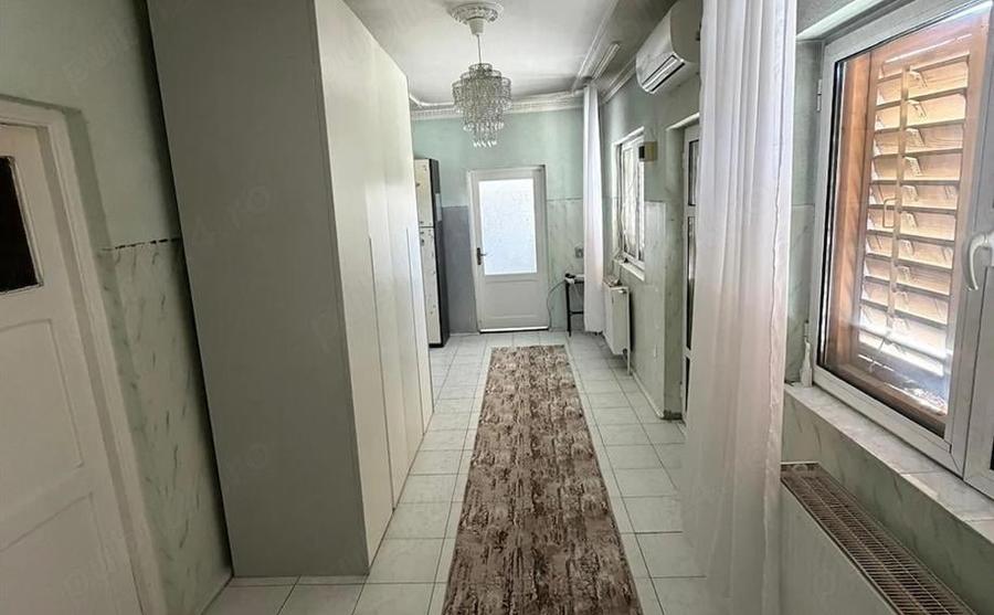 Casă individuală cu 6 camere cu Teren 480 Mp în Bucureștii Noi