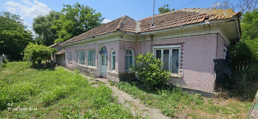 Casă în Central