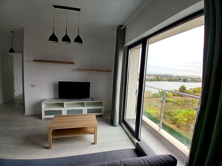 Apartament cu 2 camere semidecomandat în Fundeni