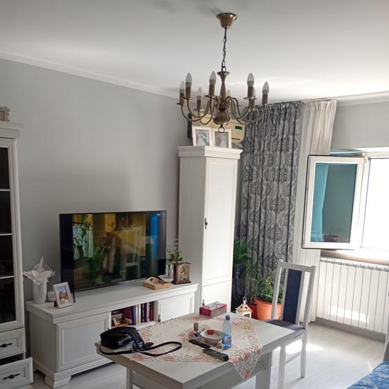 Apartament cu 3 camere decomandat în Inel II