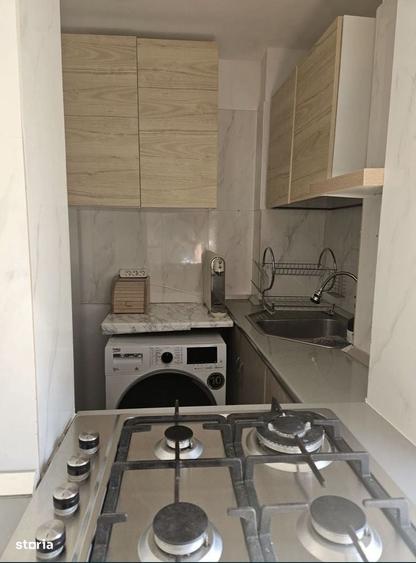 Apartament cu 2 camere decomandat în Tei