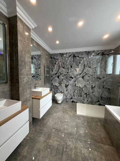 Apartament cu 5 camere decomandat în Pipera