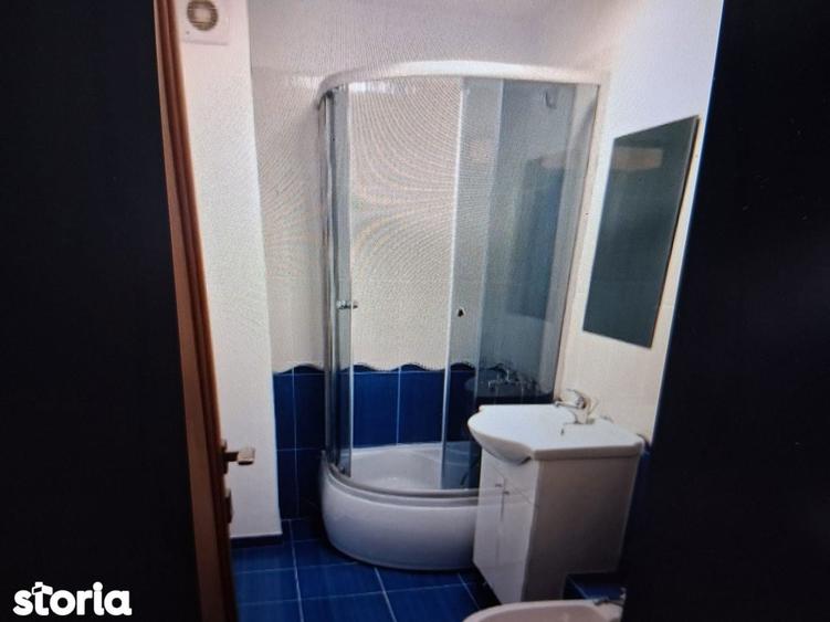 Apartament cu 2 camere decomandat în Tei