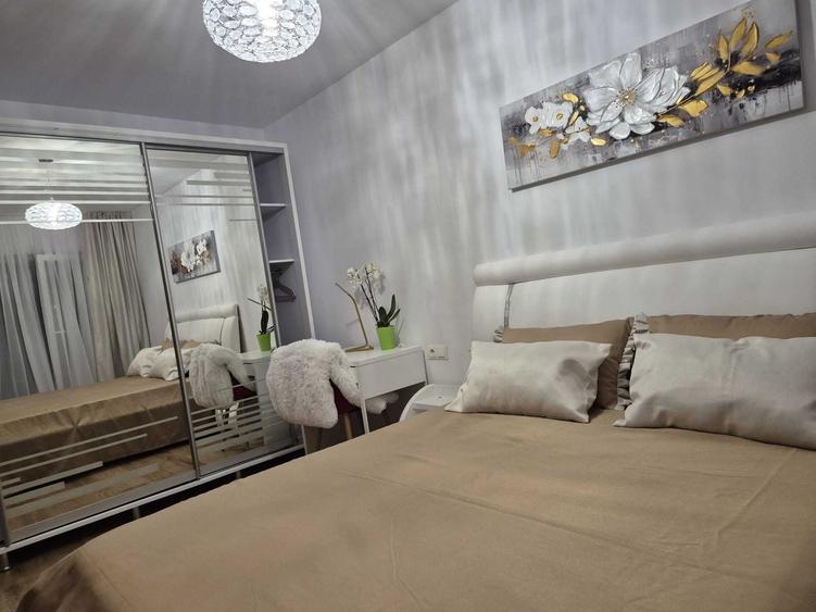Apartament cu 2 camere semidecomandat în Coman
