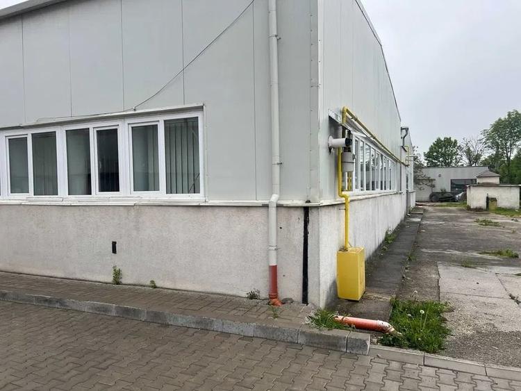 Spațiu industrial, de 585 mp, în Bartolomeu
