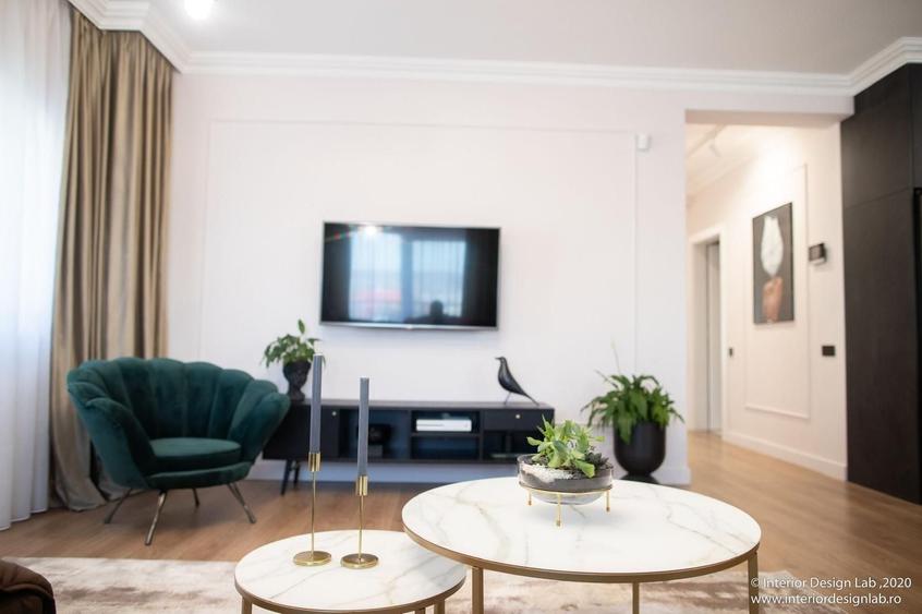 Apartament cu 3 camere semidecomandat, mobilat în Andrei Mureșanu