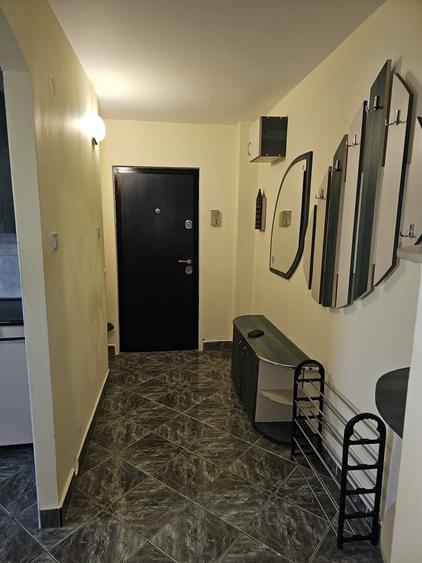 Apartament cu 2 camere decomandat în Ultracentral