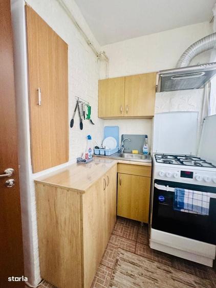 Apartament cu 2 camere decomandat în Nicolina