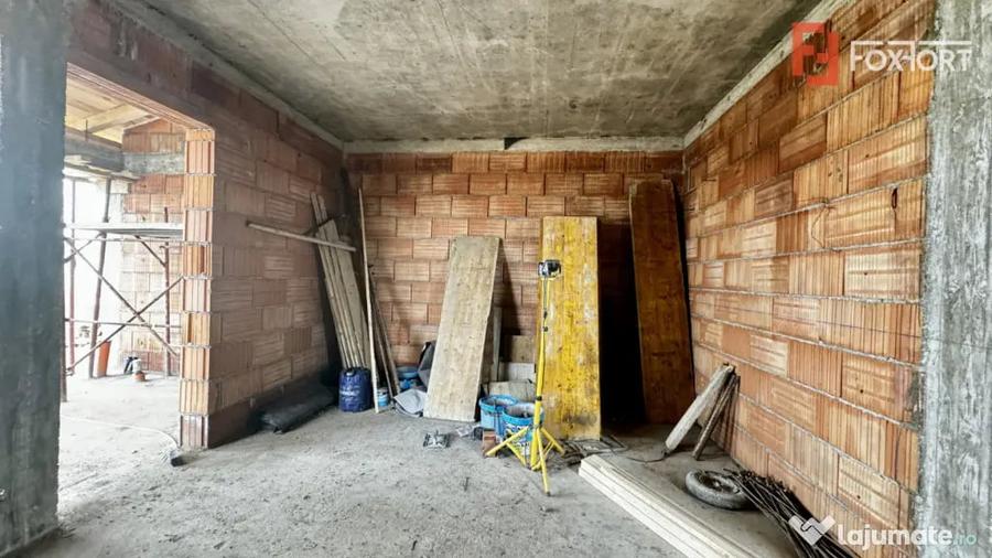 Casă cu 4 camere cu Teren 310 Mp în Șag