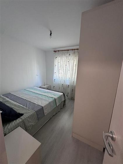 Apartament cu 3 camere decomandat în Zimbru