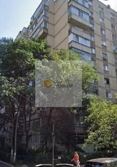 Apartament cu 2 camere semidecomandat în Lujerului