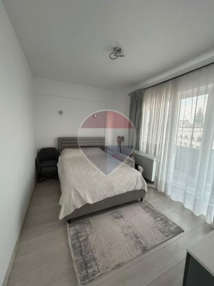 Apartament cu 3 camere de închiriat în zona Central - 14