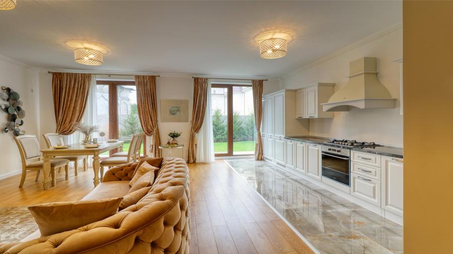 Duplex cu 4 camere cu Canalizare în Pipera