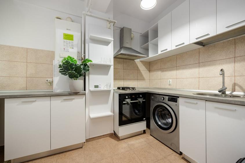 Apartament cu 2 camere decomandat, mobilat în Vatra Luminoasă