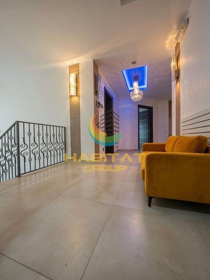 Casă individuală cu 8 camere cu Piscina în Central