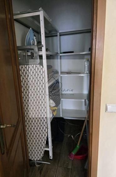 Apartament cu 4 camere nedecomandat, mobilat în Central