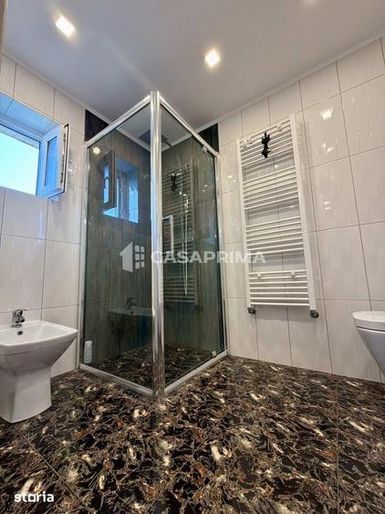 Casă cu 7 camere cu Teren 1711 Mp în Miroslava
