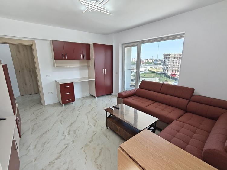 Apartament cu 2 camere decomandat în Runcu