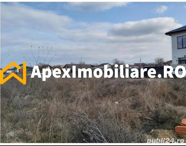 Teren de 420 mp, în Lacul Morii