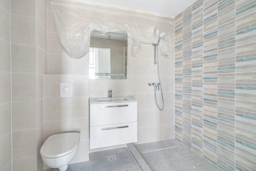 Apartament cu 2 camere decomandat în Sisești