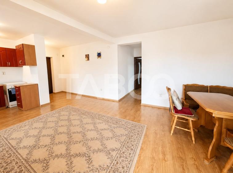 Apartament cu 2 camere decomandat, mobilat în Șelimbăr