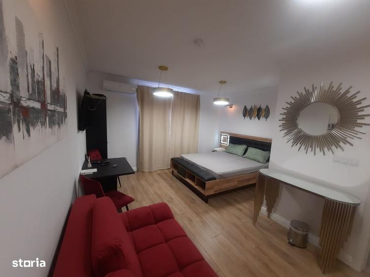 Casă cu 4 camere cu Teren 750 Mp în Central