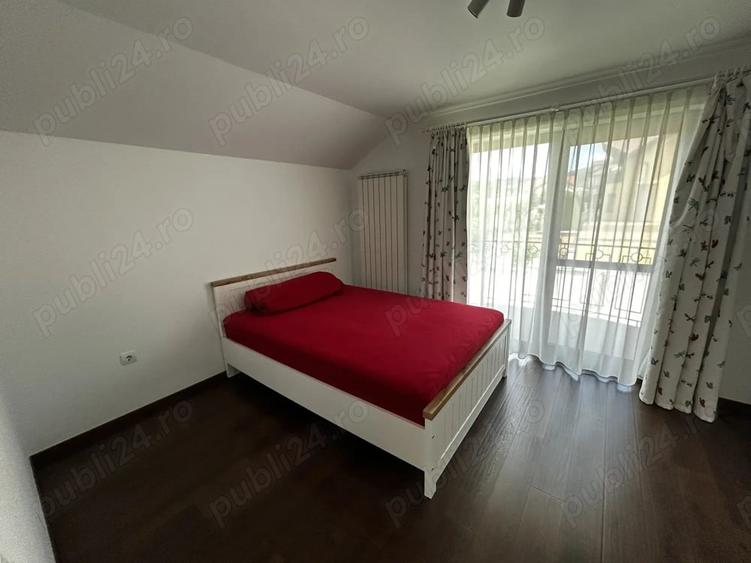 Casă cu 6 camere cu Teren 1000 Mp în Central