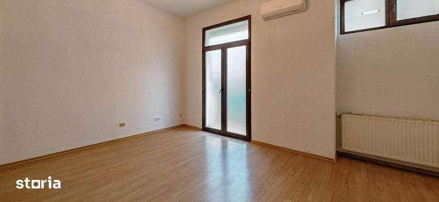 Vila spa?ioasa de inchiriat, 11 camere, Bucure?ti - 1