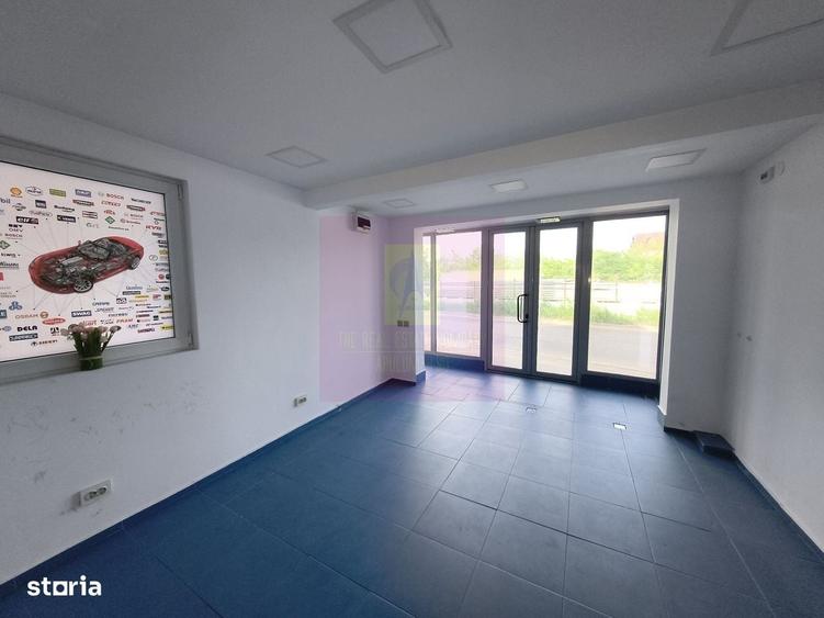 Spațiu comercial, de 25 mp, în Cățelu