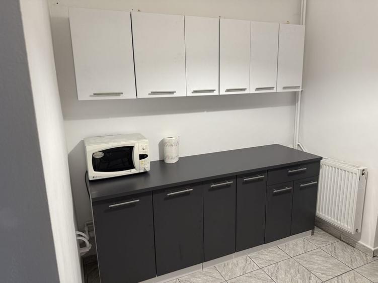 Apartament cu 3 camere decomandat în Lotus