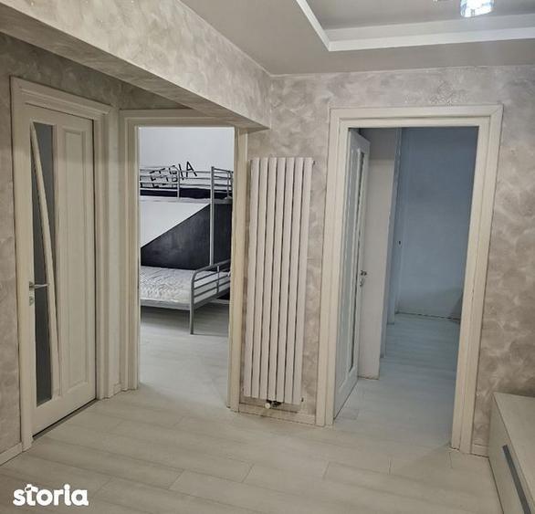 Apartament cu 3 camere în Mărăței