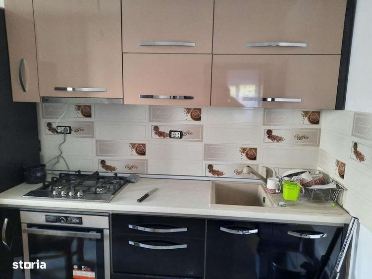 Casă cu 4 camere cu Teren 300 Mp în Central