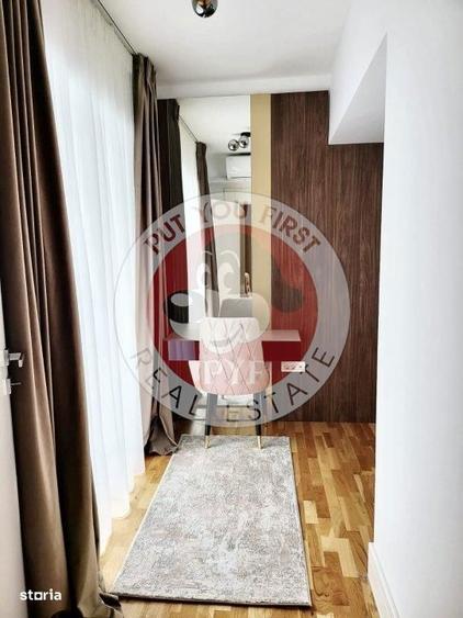 Apartament cu 3 camere în Tei