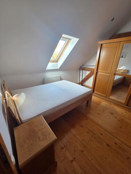 Apartament cu 5 camere, mobilat în Central