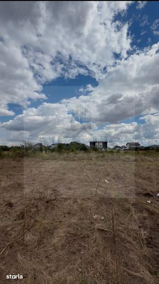 Teren, 300 m2, - 2