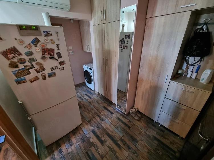 Apartament cu 2 camere decomandat în Km 4