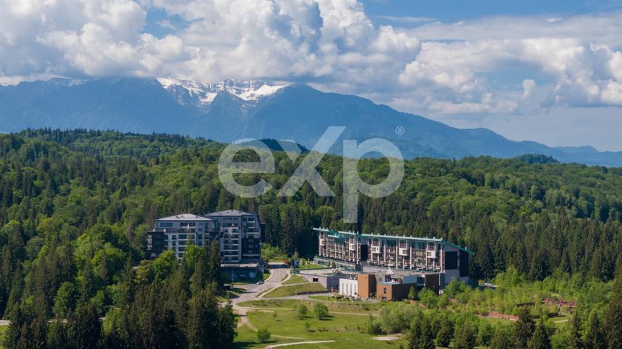 Apartament cu 3 camere decomandat în Poiana Brașov
