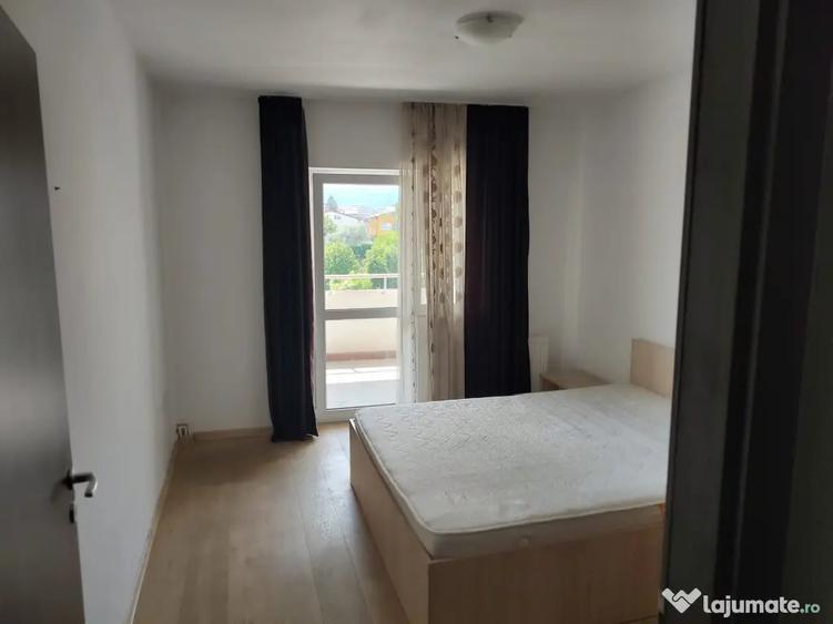 Apartament cu 3 camere decomandat în Mărăști