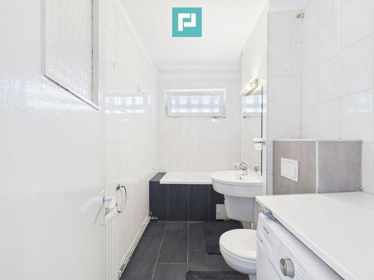 Apartament cu 3 camere, mobilat în Central