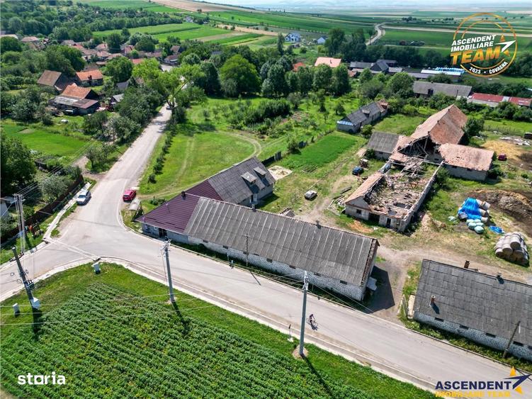 Casă cu 5 camere cu Teren 1170 Mp în Ghidfalău