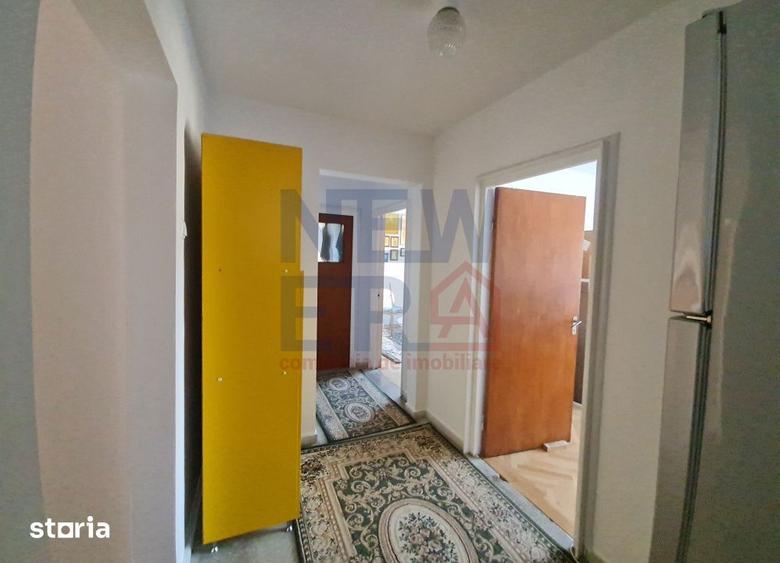 Apartament cu 4 camere decomandat în Dămăroaia