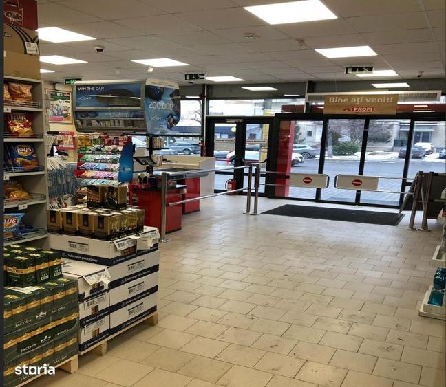 Spațiu comercial, de 1,000 mp, în Delfinariu