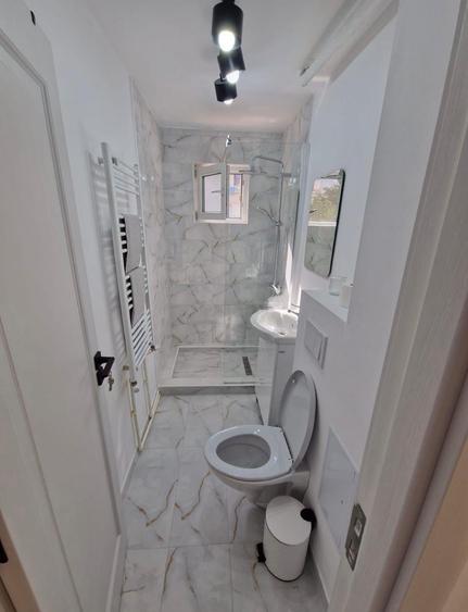 Apartament cu 2 camere decomandat, mobilat în Tomis Nord