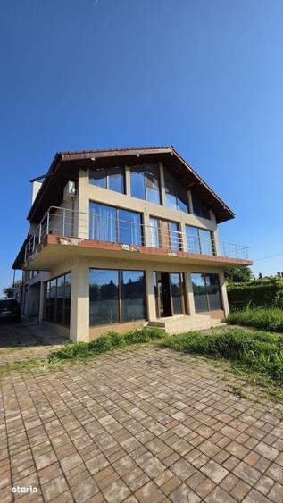 Casă cu 4 camere în Snagov